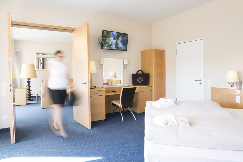 Schwarzwald Panorama Hotel Bad Herrenalb Ngoại thất bức ảnh